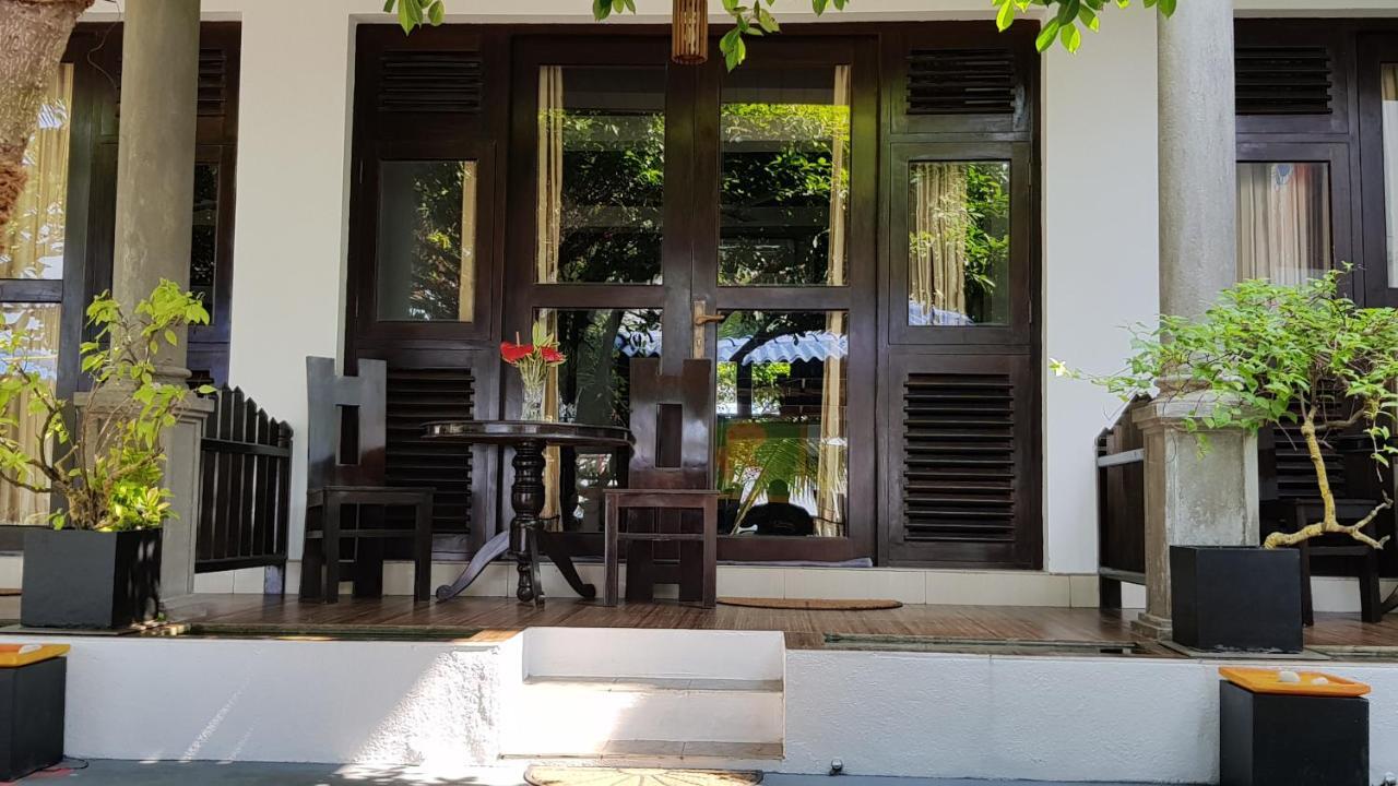 Beach Castle Unawatuna Bagian luar foto