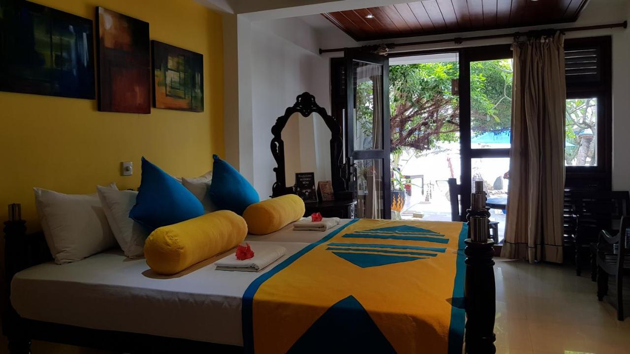 Beach Castle Unawatuna Bagian luar foto