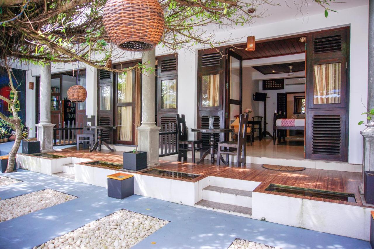 Beach Castle Unawatuna Bagian luar foto