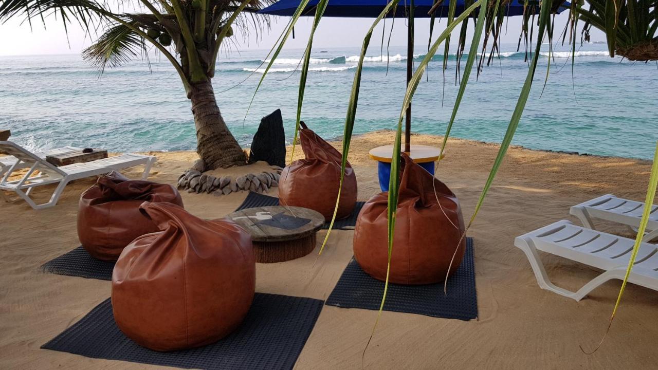 Beach Castle Unawatuna Bagian luar foto